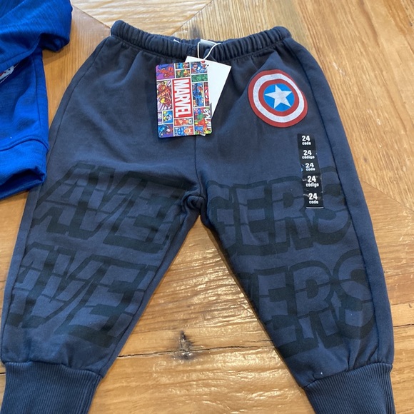 NEW Avengers Captain America 2pc Bundle Hoodie & Joggers - Picture 5 of 7